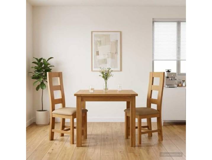 NLQMSU Esszimmerstuhl, 2 Stück, massives Eichenholz, Beige Ergonomisch gepolsterter Sitz, leichter Schaumstoff, natürliches Eichen-Finish, max. Gewicht 110 kg, Schraubmontage