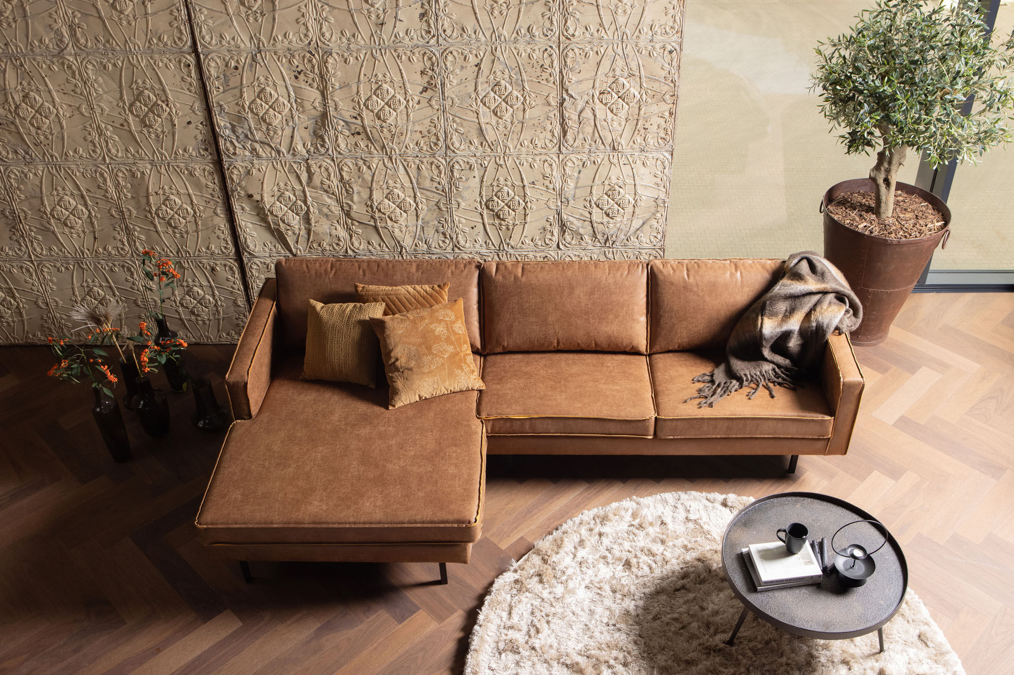 Ecksofa WOOOD "Rodeo Recycling-Lederfaser-Verbundstoff, H 85 x B 300 x T 155/86 cm", braun (cognac), B:300cm H:85cm T:155cm, Sofas, Ecksofa, Metallbeine, Tragkraft 250 kg, Gute Verschleissfestigkeit, pfleigleicht cognac B/H/T: 300cm x 85cm x 155cm, Chaise