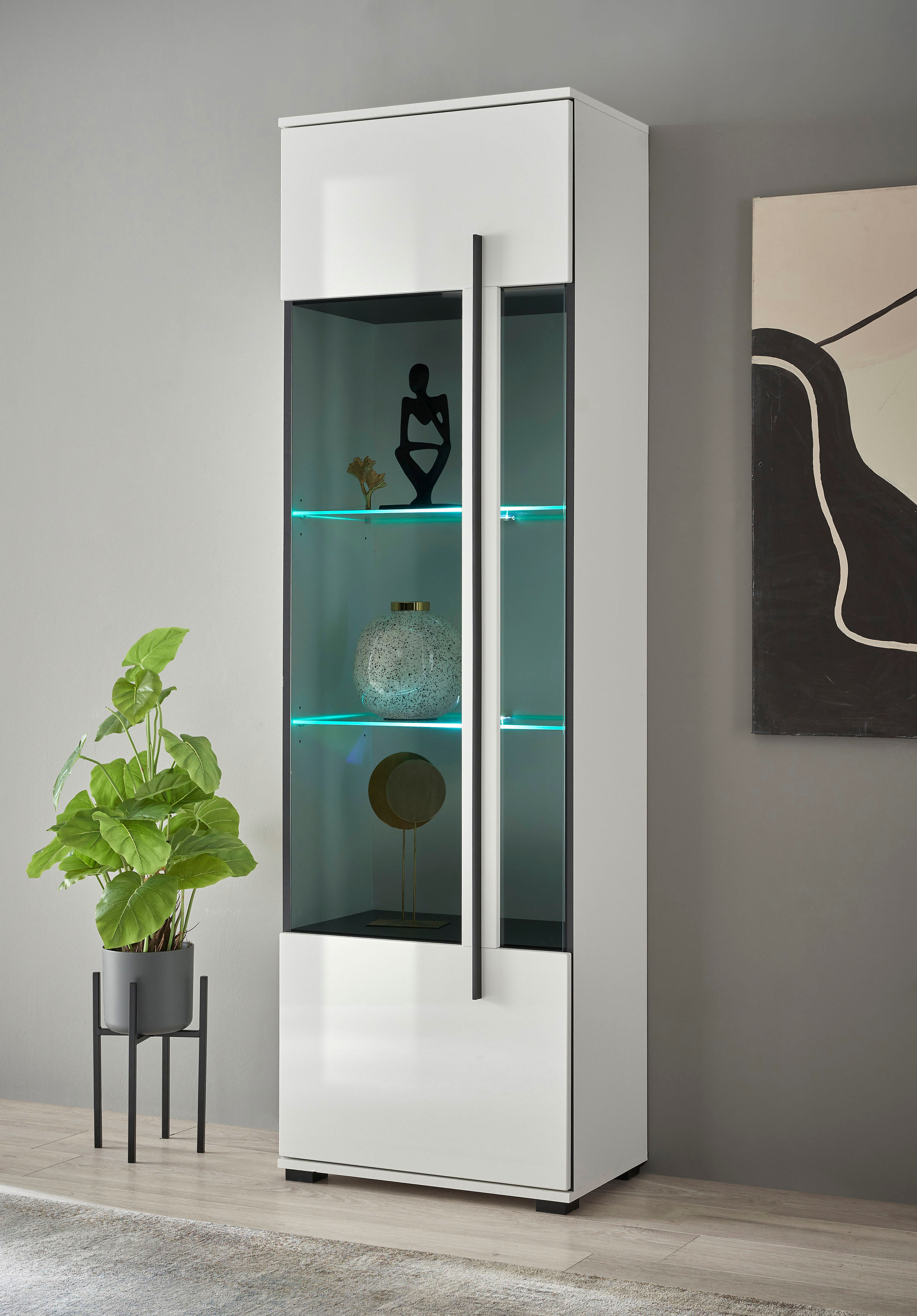 Vitrine HOME AFFAIRE "Cantara, Vitrinenschrank in Eiche Evoke, Weiss o Kaschmir, Standvitrine", weiss (weiß, weiß hochglanz), B:60cm H:200cm T:37cm, Holzwerkstoff, Schränke, Vitrine, schwarzer Stangengriff, ausreichend Stauraum, vielseitig einsetzbar weiß