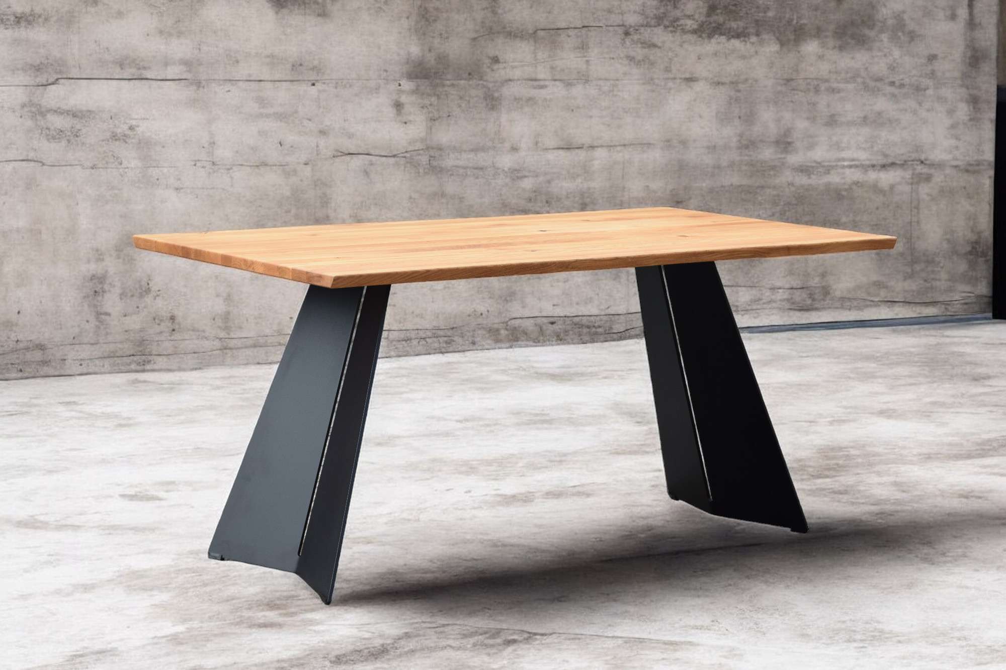 Esstisch GOODPRODUCT "Winteregg Küchentisch, Metall-Wangengestell, Wildeiche massiv geölt", beige (natur, schwarz, natur), B:160cm H:76cm T:90cm, Tische, Esstisch, Baum Kante oder Schweizer Kante, erhältlich in 3 Grössen und 2 Farben natur, schwarz, natur