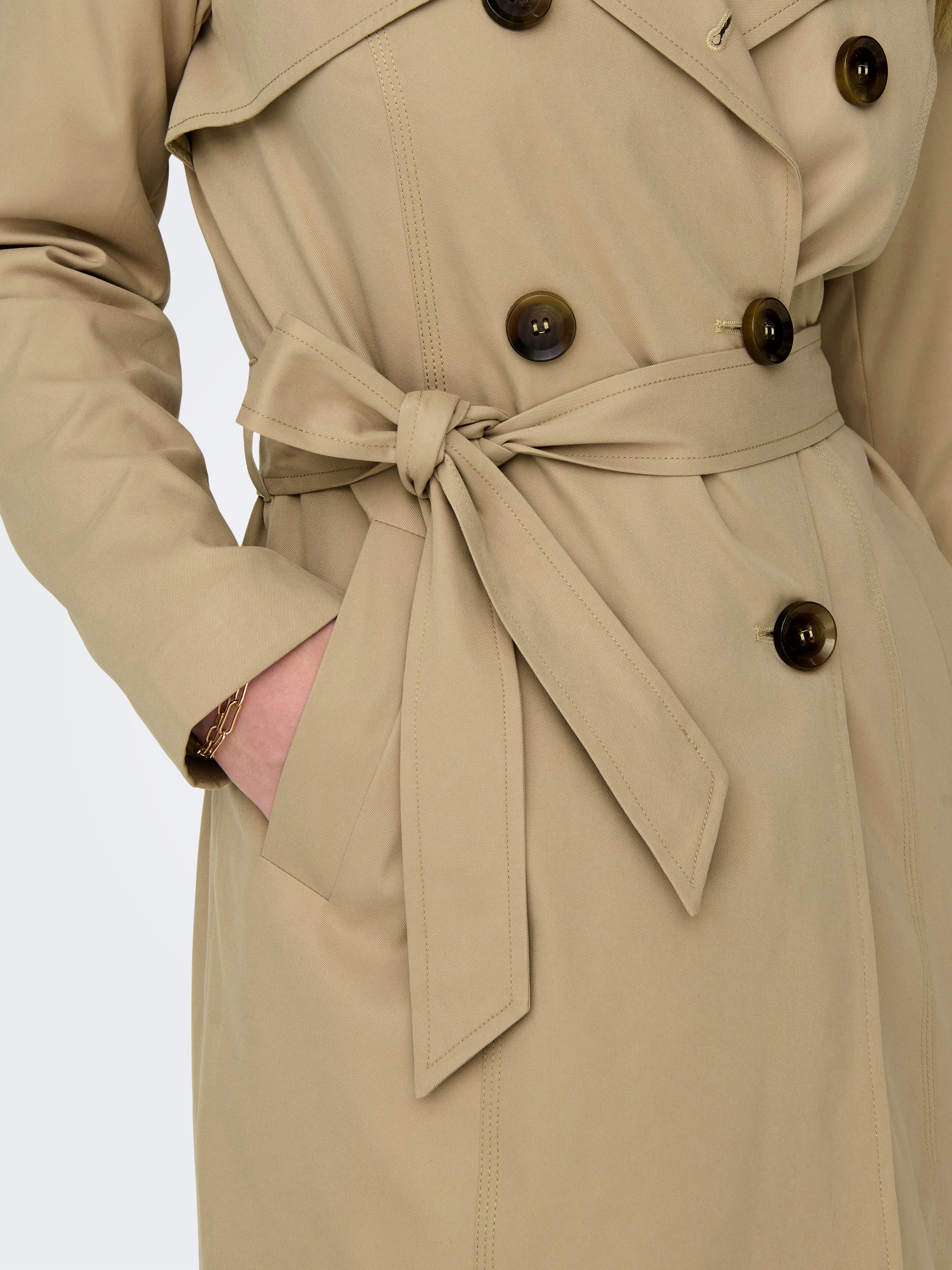 Trenchcoat ONLY "ONLVALERIE TRENCHCOAT OTW NOOS", Damen, Gr. XS, beige, Web, Obermaterial: 100% Polyester, unifarben, figurumspielend ca. Mitte Oberschenkel, Mäntel Trenchcoat, Kunstfaser, doppelreihig mit Gürtel beige XS