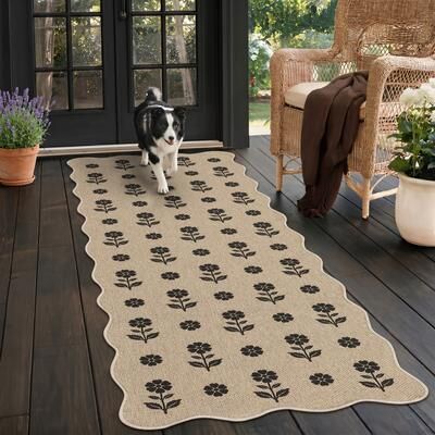 Bluebell Scalloped Floral Easy Jute Area Rug, Washable Non-Slip Indoor Outdoor Farmhouse Carpet