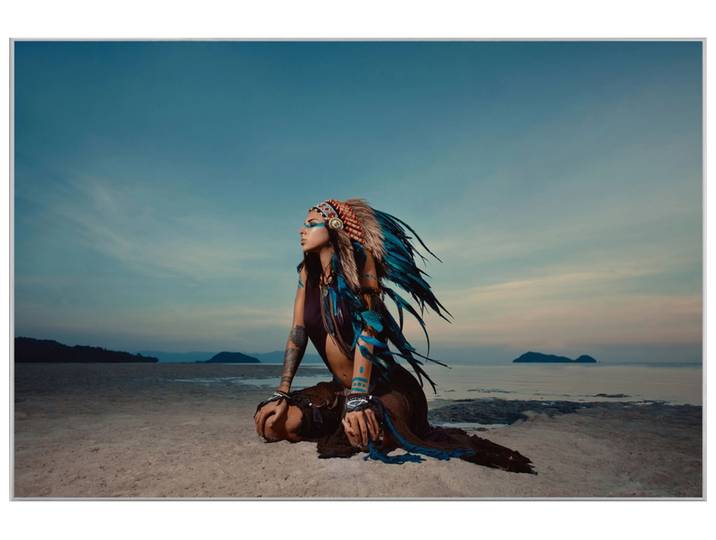 Bild mit Rahmen Indianerin image LAND