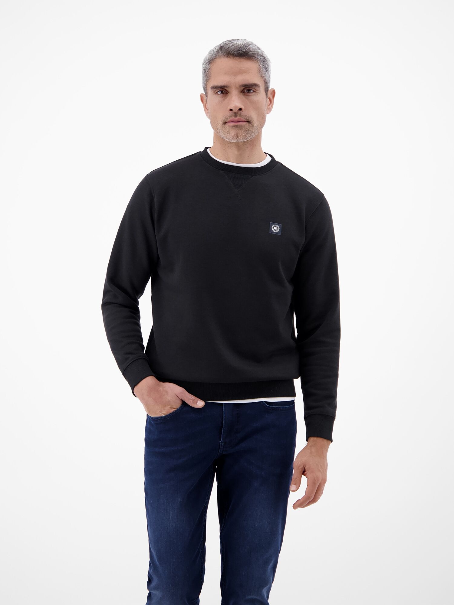 Sweatshirt LERROS "Urbaner Sweatshirtstyle, weiche Haptik", Herren, Gr. L, schwarz, 50% Baumwolle, 50% Polyester, Sweatshirts Sweatshirt, Unifarbenes Herren‑Sweatshirt, hoher Tragekomfort, REGULAR FIT schwarz L