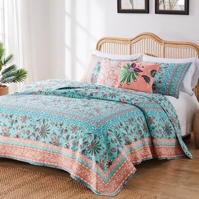 Barefoot Bugalow Barefoot Bungalow Audrey Cotton-Rich Reversible Quilted Bedding Set