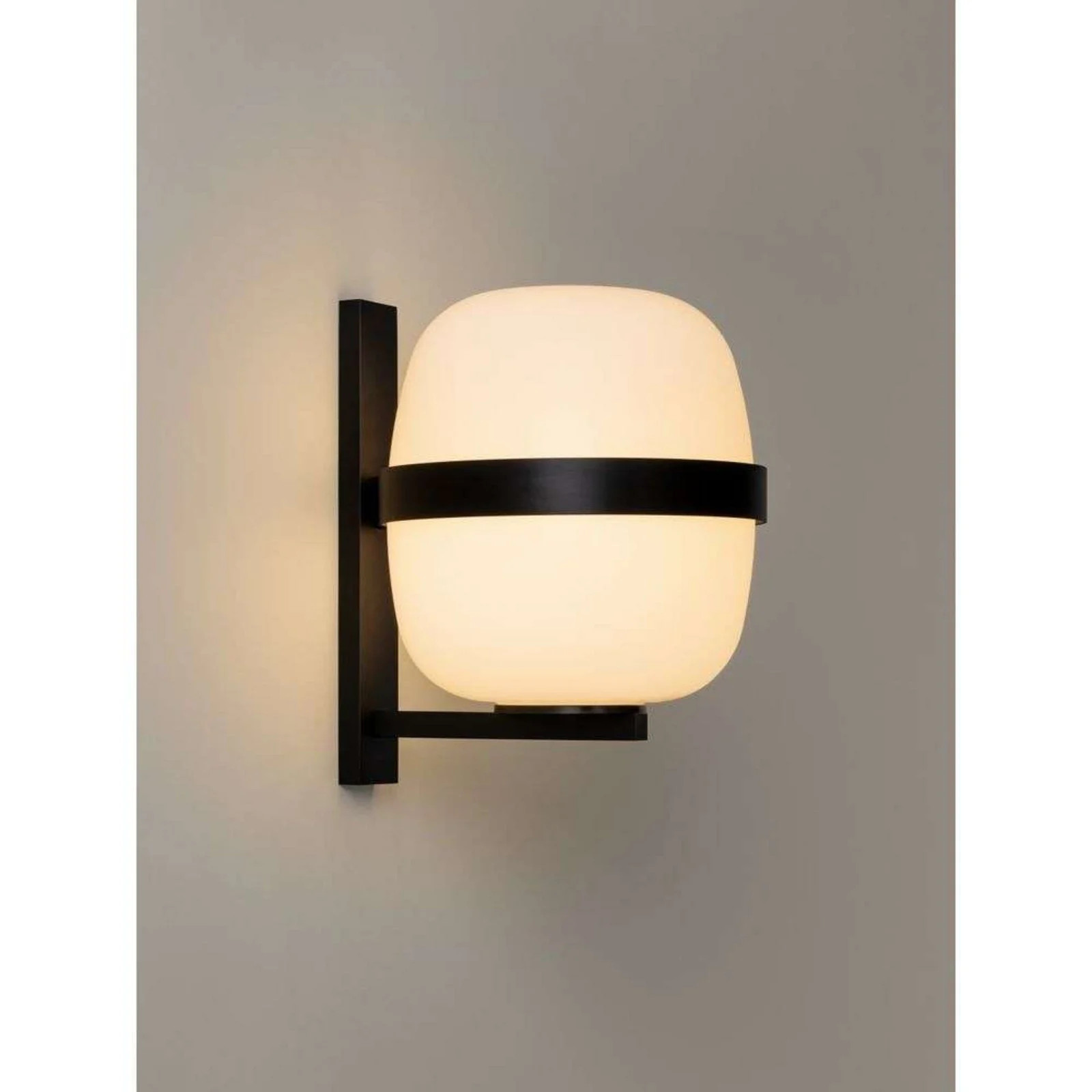 Santa & Cole Wally Cesta buitenwandlamp Black - Metaal