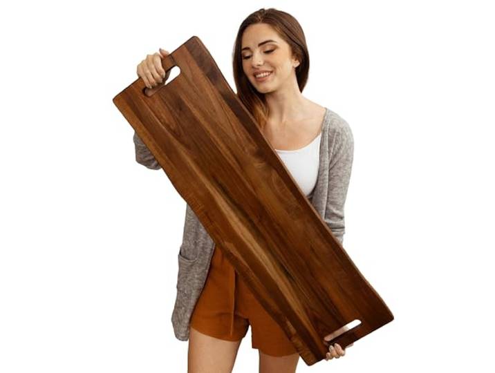 Großes Akazien-Servierbrett mit Griffen, 91,4 x 30,5 cm, rechteckige Charcuterie-Platte, natürlicher Holzheber für Fleisch, Käsebrett und Party-Vorspeisen, extra lang 90 cm