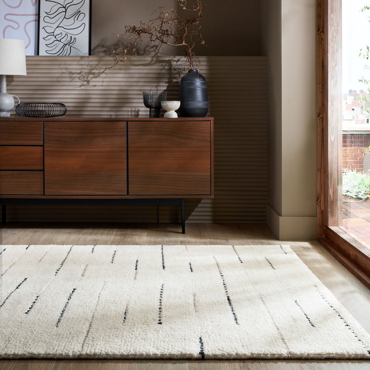 Flycarpets Laagpolig vloerkleed Dottie Linear - Wol - Zwart/Wit - 200 x 290 cm