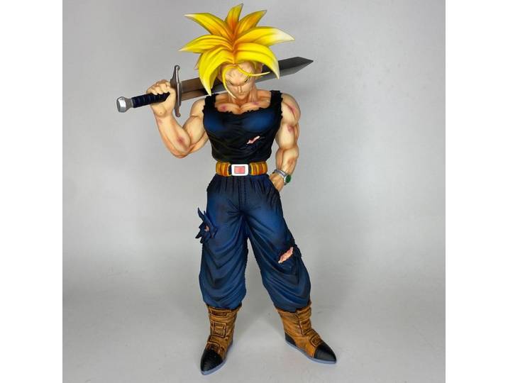 Figurine Dragon Ball Super Saiyan Trunks avec épée, pose debout, modèle de collection, décoration de bureau, ornement