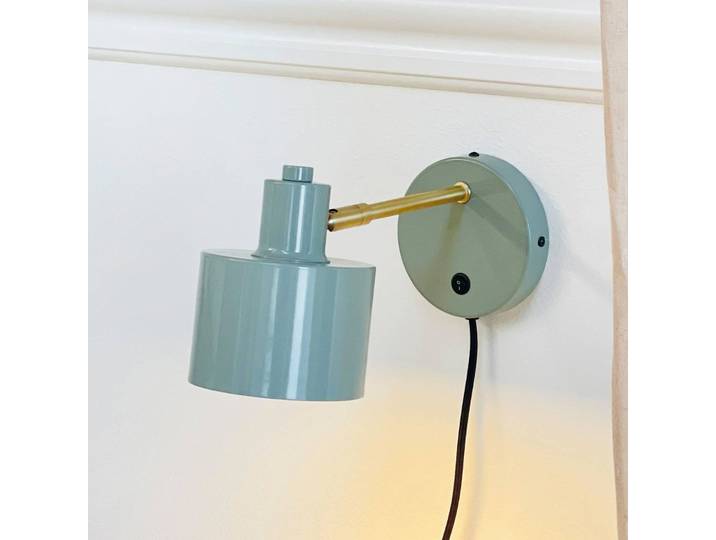 Dyberg Larsen Wandlampe Ocean, olive, Ausladung 30 cm Ocean, grün, für Wohn- / Esszimmer, Metall, Design