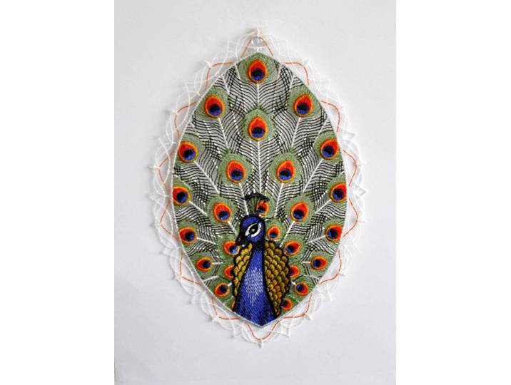 Fensterbild STICKEREIEN PLAUEN Pfau , bunt, B:20cm H:29cm, Polyester, Fensterbilder, Fensterbild