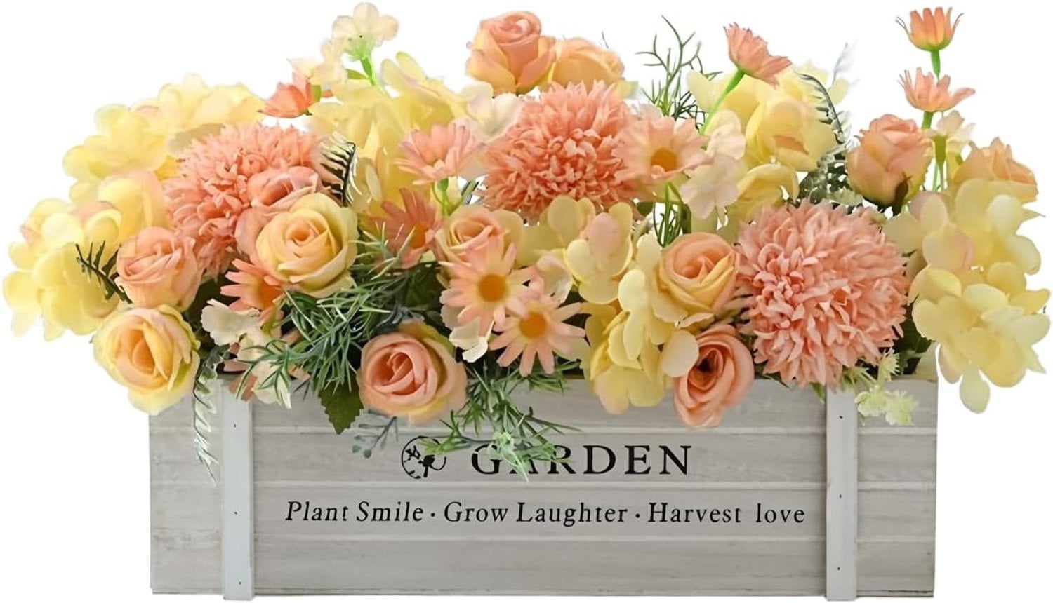 Kunstbloemenarrangement met rozen en hortensia in een rustieke houten pot