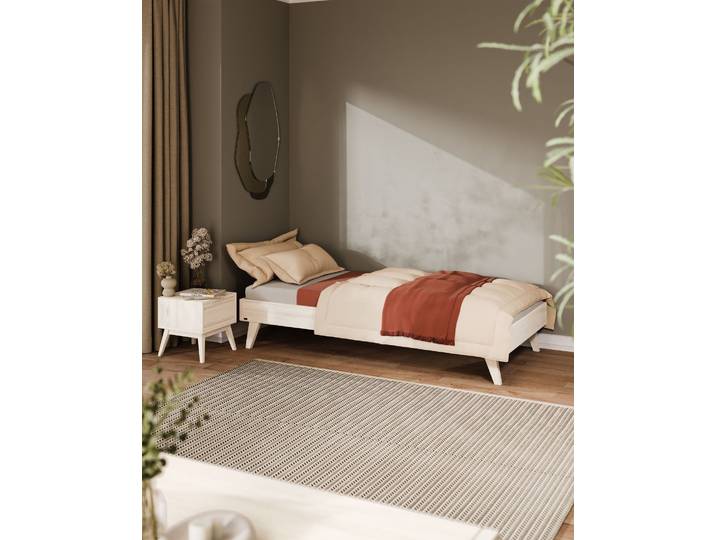 Naturwohnen Massivholzbett 90x200cm Kiefer Serie Laura Design und Handwerk perfekt vereint mit bioola® colour veredelt