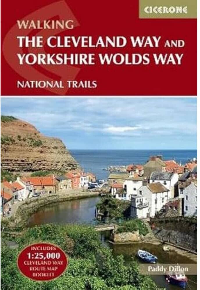 Topoguide de randonnées (en anglais) - Cleveland Way & Yorkshire Wolds Way   Cicerone