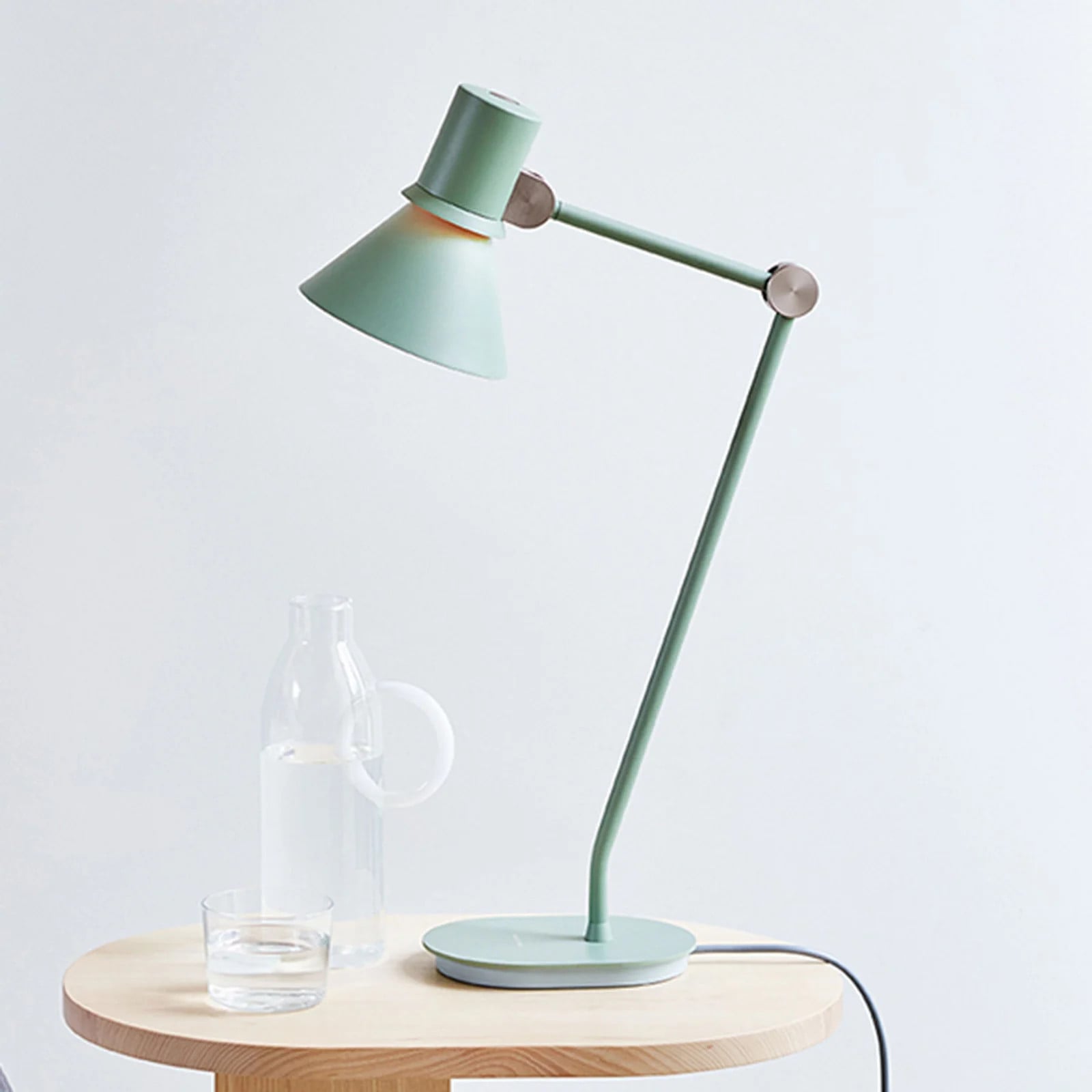 Anglepoise Type 80 Tafellamp - Pistachio Green - Verstelbare Metalen Designerlamp voor Kantoor en Woonkamer