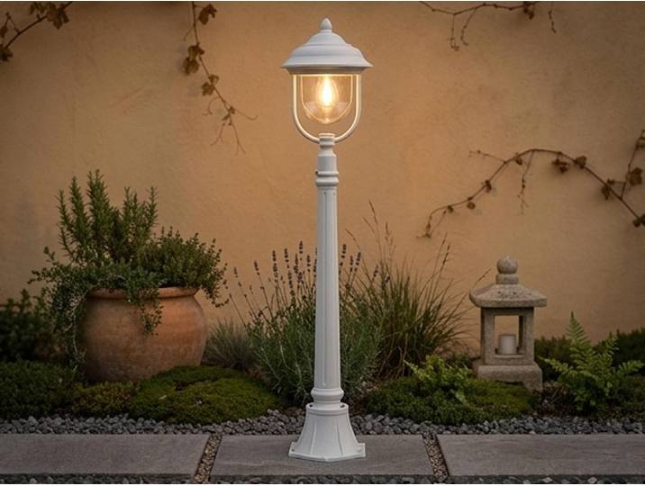 Konstsmide Parma Wegeleuchte weiß lackiertes Aluminium, klares Acrylglas 7225-250