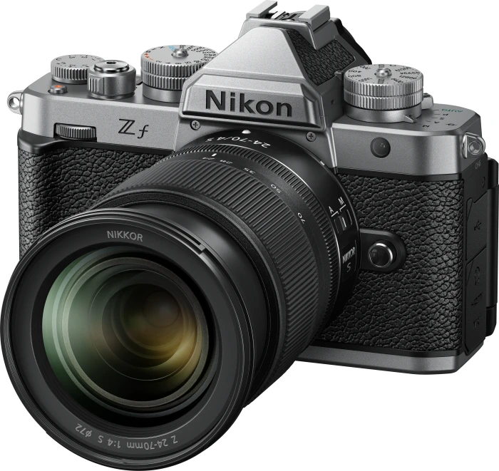 Nikon Z f Silber + Z 24-70 mm f/4 S