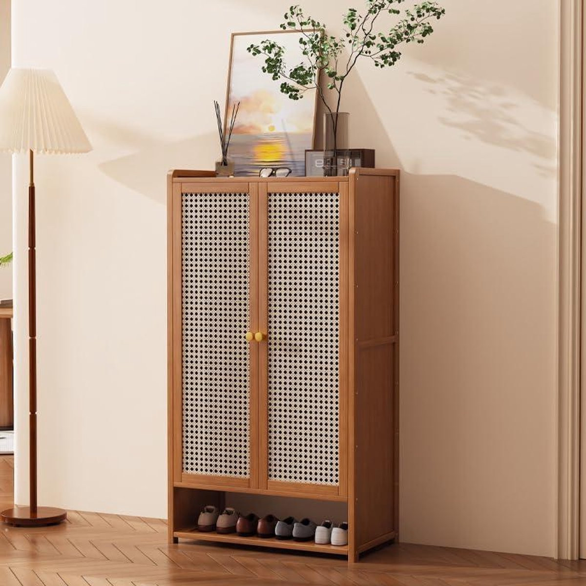 Natuurlijke houten schoenenkast met deuren voor de hal of slaapkamer, Breedte: 90 cm