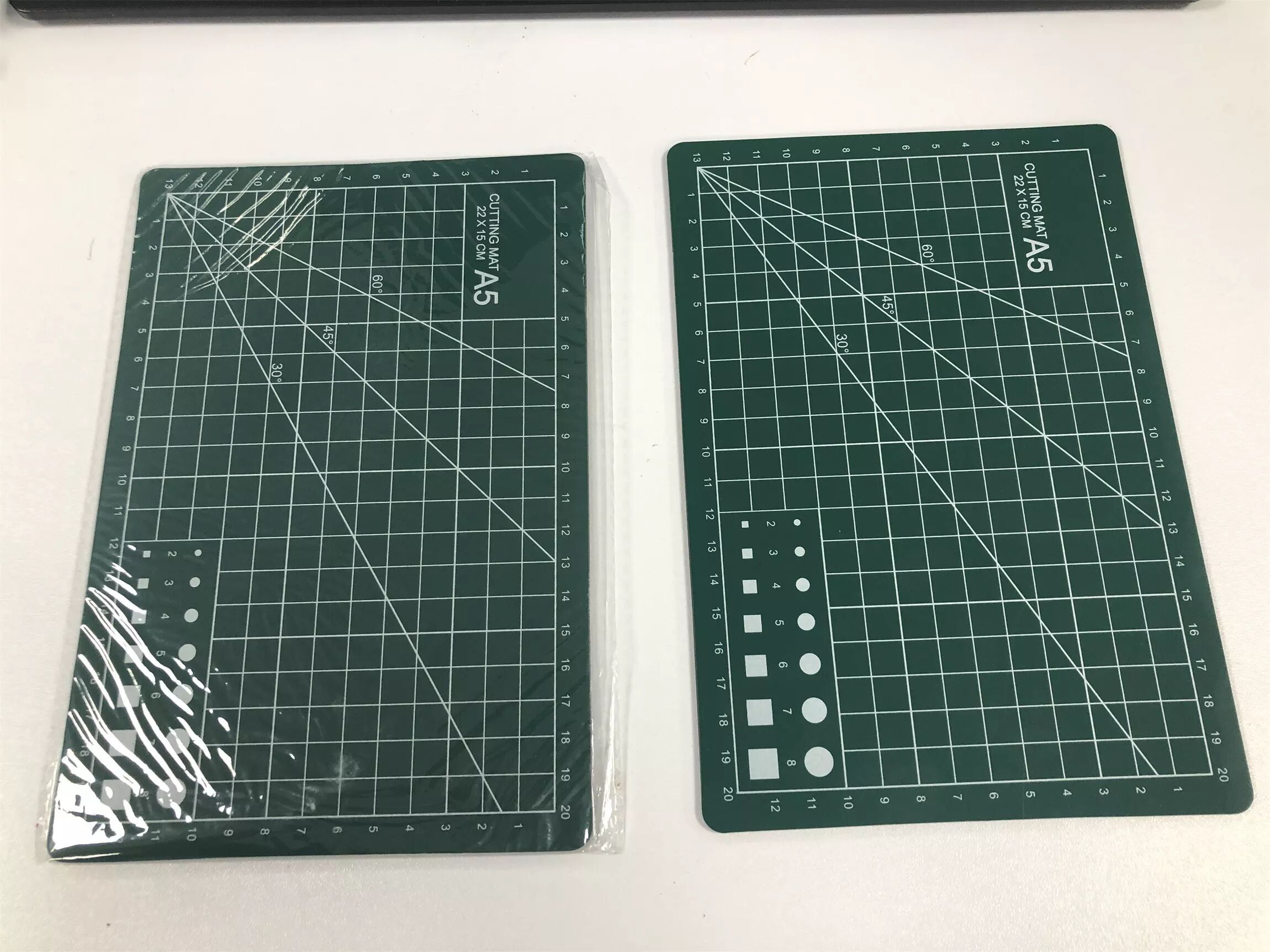 INF Doppelseitige PVC-Schneidematte für Kunst