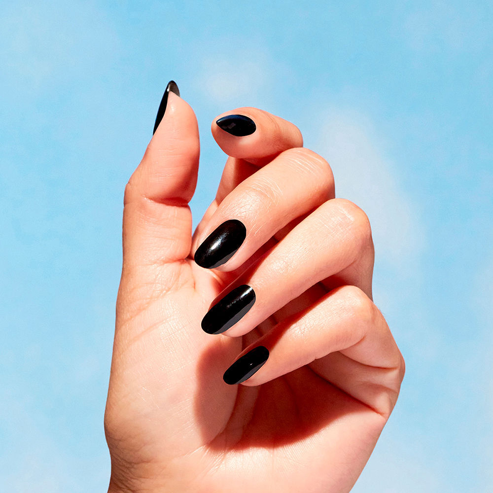 Opi Nature Strong nail lacquer #Onyx Skies