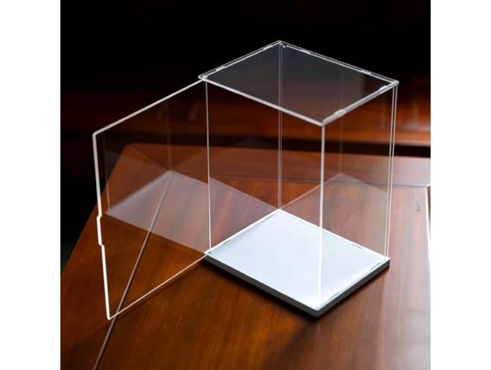 Acryl Vitrine Staubschutzhaube Für Sammlerstücke, Mit Frontklappe Vitrine Nach Maß, Mit Erhöhtem Sockel (Weiß/Schwarz), Stapelbar; Geeignet Für Actionfiguren, Modelle, Golfbälle