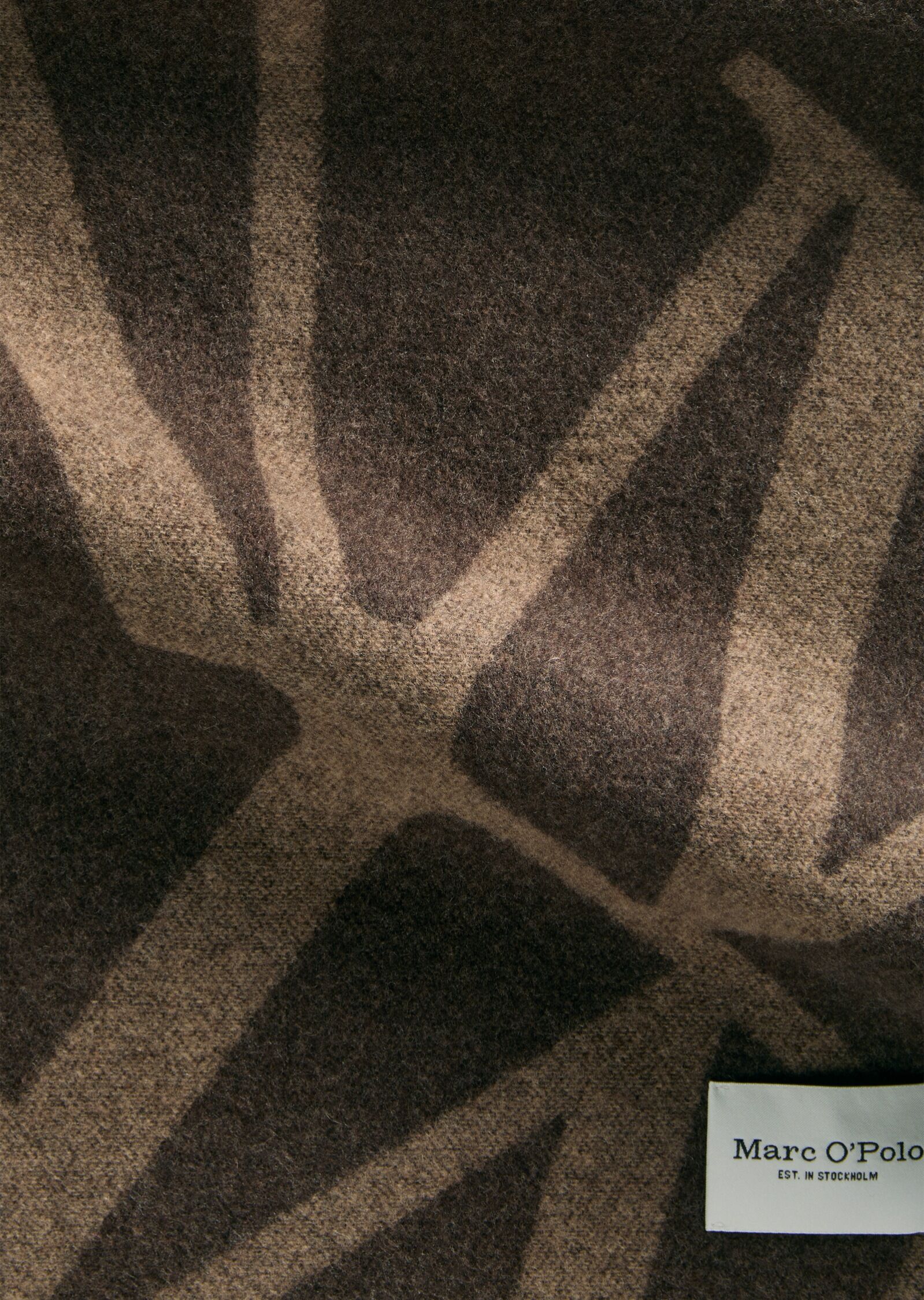 Marc O' Polo Wollschal MARC O'POLO, Damen, braun (schwarz braun), Strick, Schurwolle, Modetücher Wollschal, mit auffälligem Allover-Monogramm-Design schwarz braun Einheitsgröße