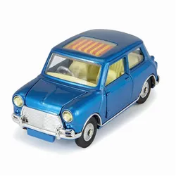 Corgi 334 Mini Cooper Magnifique
