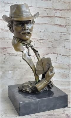 Bronzhaus Doc Holiday Playing Cards Gambling Wild West Ok Corral Bronze Statue Sculpture Figure