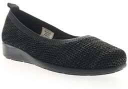 Women's Yen Flat by Propet in Black (Size 10 M)