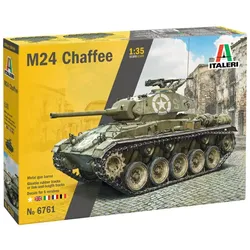Italeri 1:35 M24 Chaffee