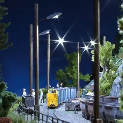 BUSCH 4154 H0 - Straßenleuchte mit Holzmast