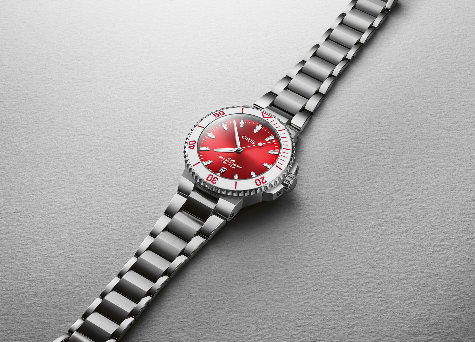 Oris Aquis Date 41.5 mm 01 733 7787 4138-07 8 22 04PEB