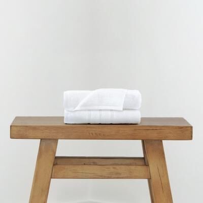 Cariloha Hand Towel   Turkish Cotton and Viscose Material Blend   Extra Smooth, Odor Resistant and Highly Absorbent