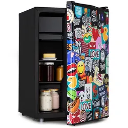 Klarstein Cool Vibe 70+ Kühlschrank 72 Liter 2 Böden Stickerbomb-Style Schwarz