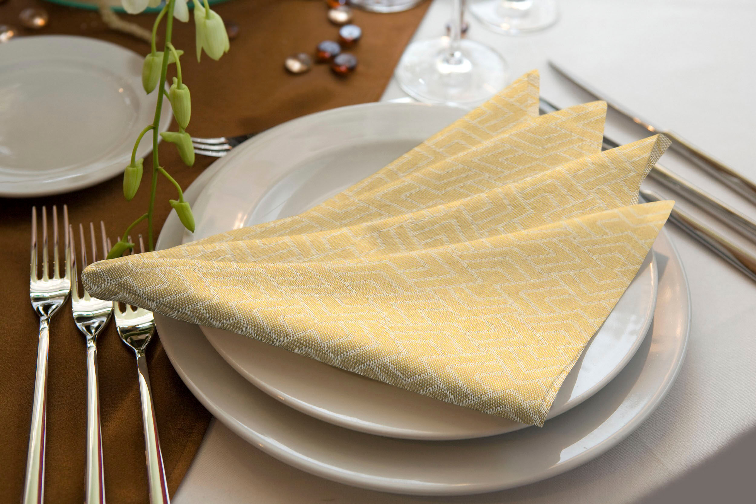 Stoffserviette ADAM "Graphic Ventus Light" Gr. 1, gelb (dunkelgelb), B:30cm L:30cm, Obermaterial: 100% Baumwolle, Servietten, Stoffserviette