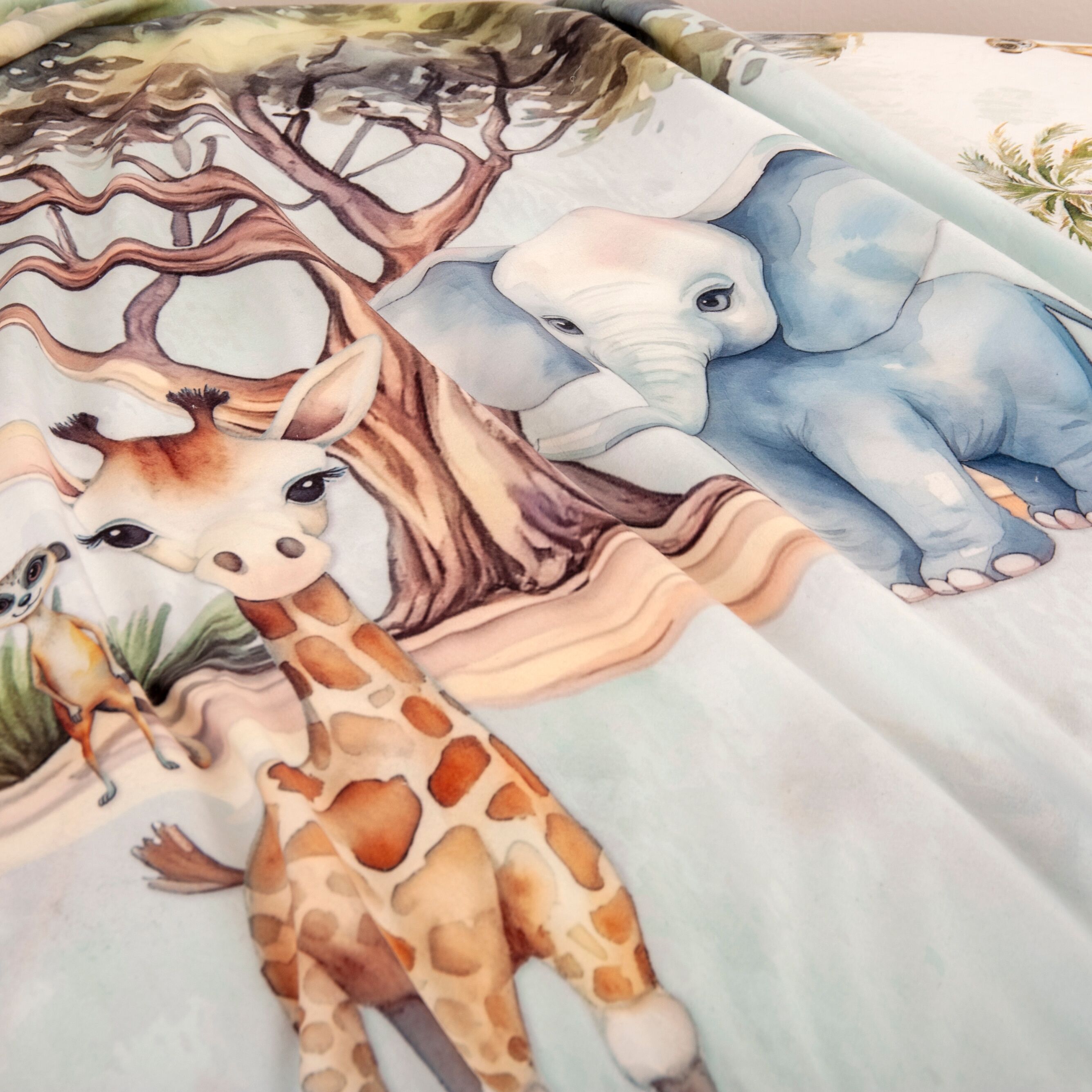 Kinderdecke "YoungCollection Safari", bunt, B:130cm L:160cm, Polyester, HERDING YOUNG COLLECTION, Wohndecken, Kinderdecke, mit tollem Motiv bunt B/L: 130cm x 160cm