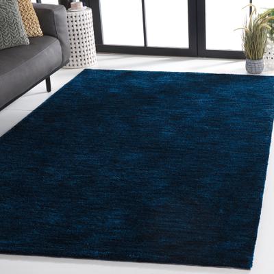 SAFAVIEH Hand-Tufted Carmine Analia Modern & Contemporary Rug