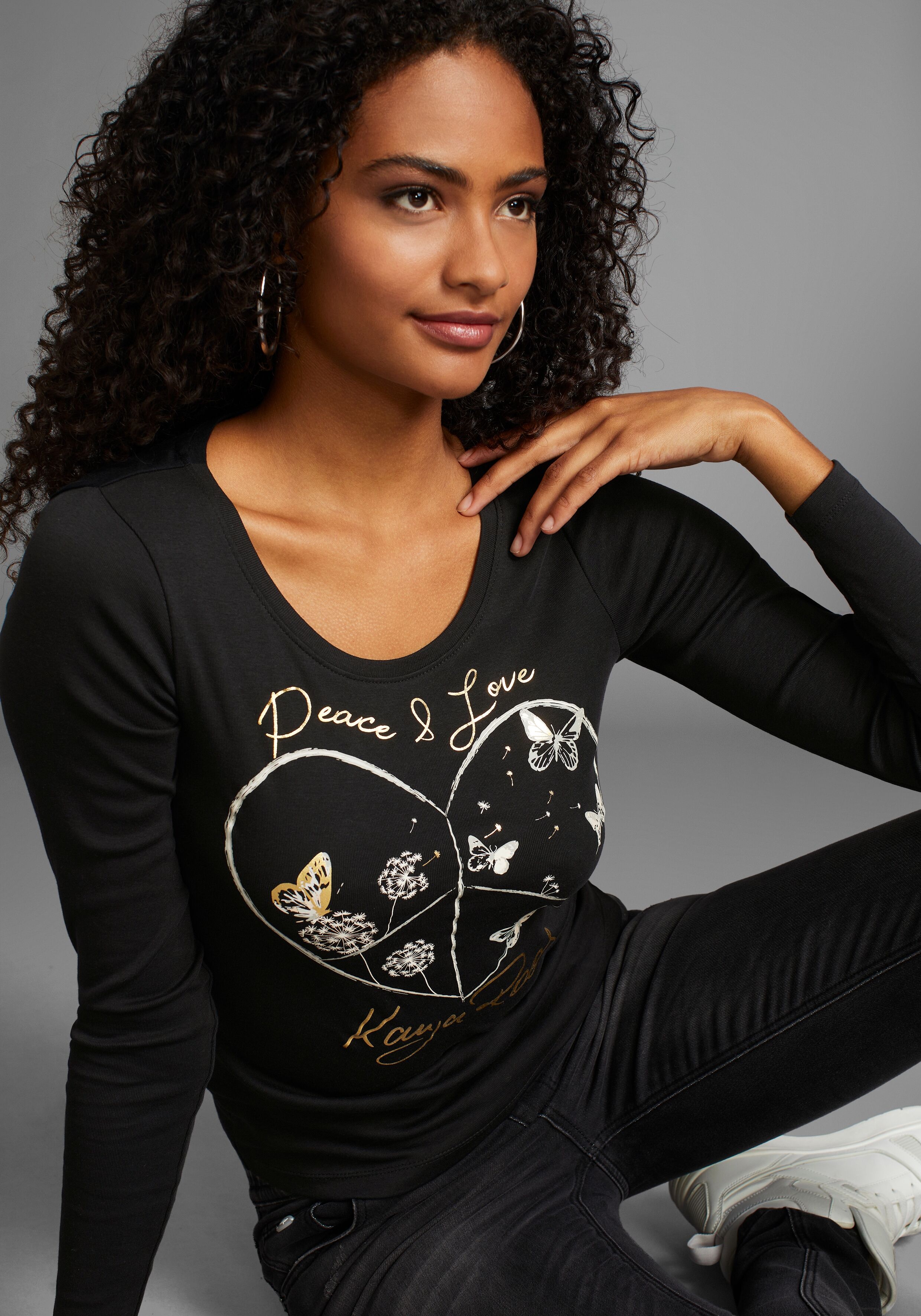 Langarmshirt KANGAROOS, Damen, Gr. 36/38, schwarz, Rippware, Obermaterial: 100% Baumwolle, körpernah hüftbedeckend, Rundhals, Shirts Langarmshirt, mit Herz-Print schwarz 36/38