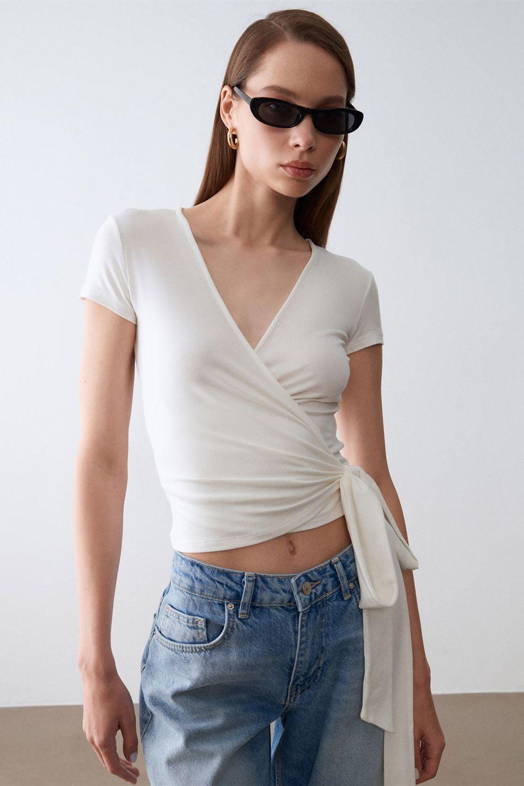Crop Wrap Blouse met Strikdetail