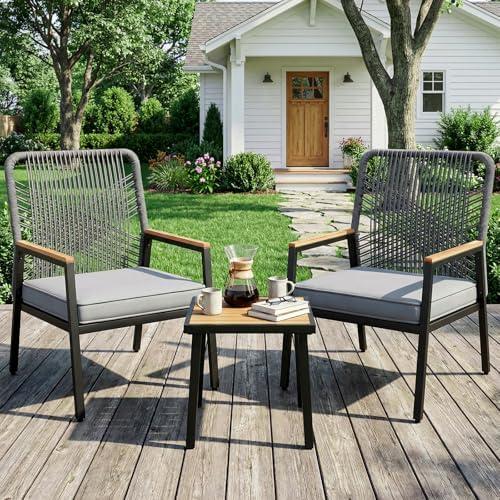 3-teiliges Gartenmöbel-Set aus Rattan für Terrasse und Garten: 2 Terrassenstühle mit Tisch, bis 160 kg belastbar, witterungsbeständig, WPC-Armlehnen, Metall und Rattan, Grau