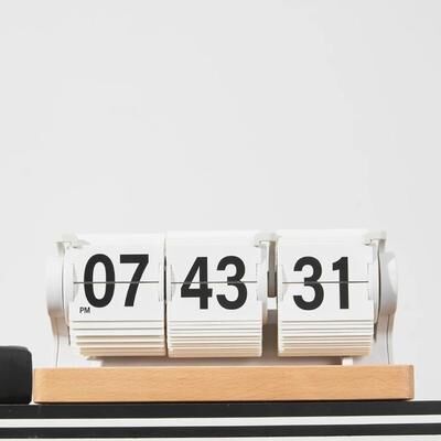 Uplift Picks Wooden Flip Clock With Seconds Display Automatic Retro Desk Clock white