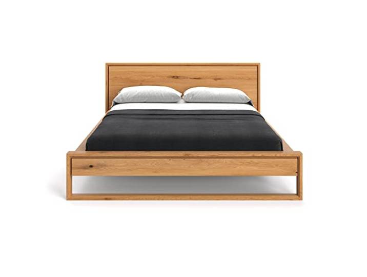 Danzz Klassisches Bett Modena, Kopfteil und Massivholzstruktur Eiche, hochwertige Verarbeitung, klassisches Design, 140x220 cm