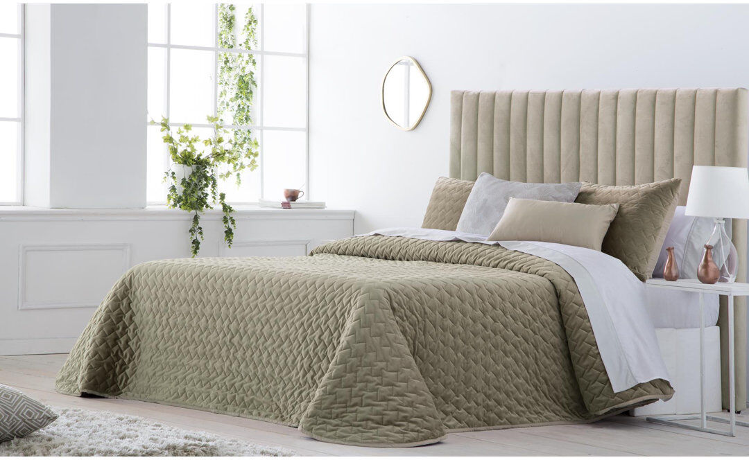 JVR Bedding Beige 270cm W x 270cm L