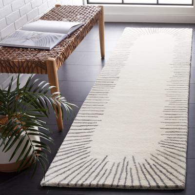 SAFAVIEH Handmade Fifth Avenue Arvenita Modern New Zealand Wool Rug