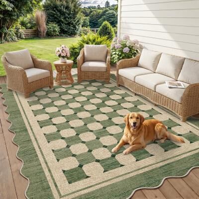 Garvee Scalloped Easy Jute Indoor Outdoor Geometric Checkered Area Rug