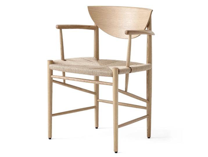 &Tradition Chaise Drawn HM4 avec accoudoirs chêne (clair)