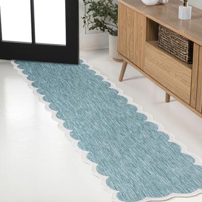 JONATHAN Y Alice Classic Cottage Two-Tone Scalloped Indoor/Outdoor Shaped Area Rug