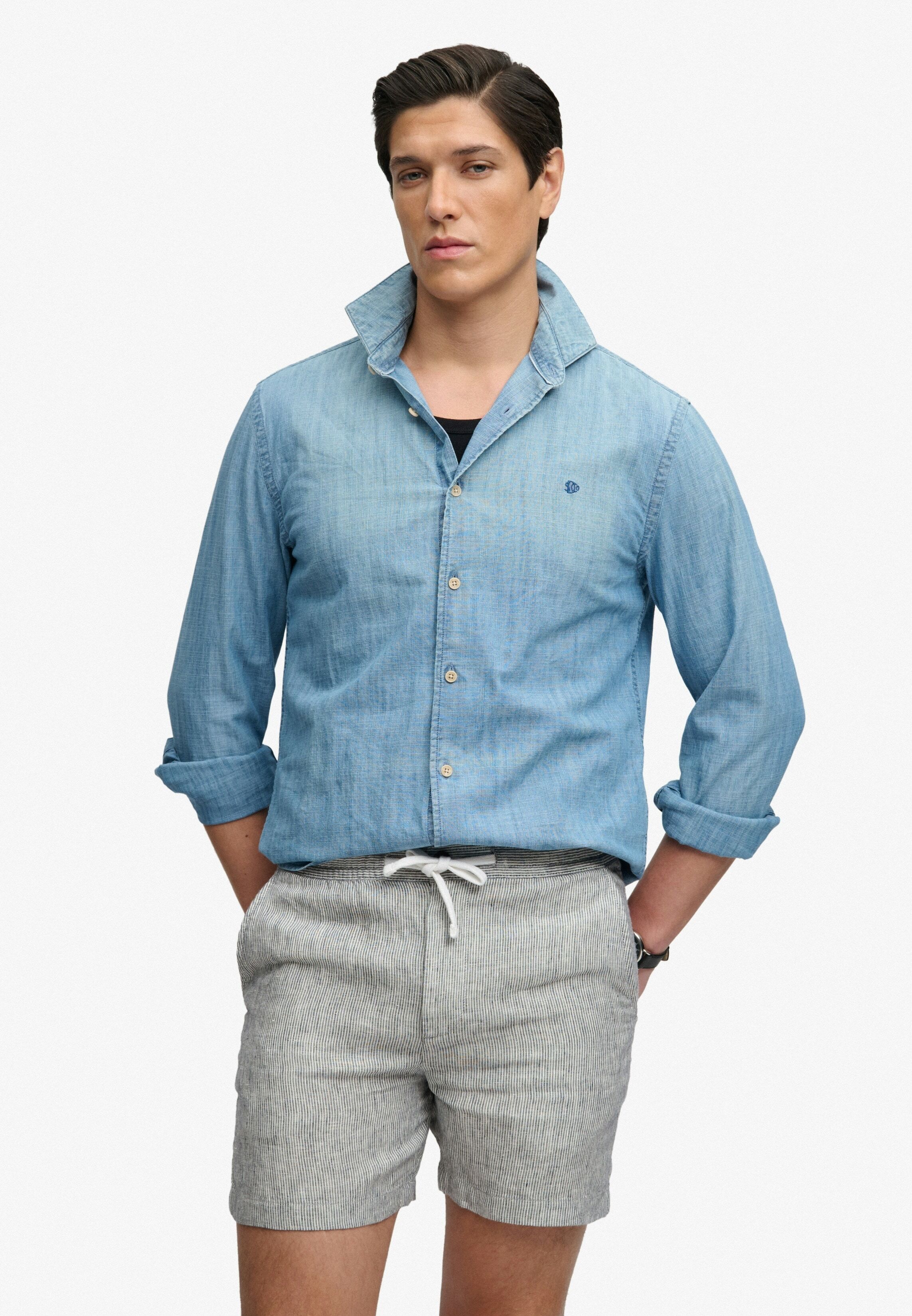 Shorts SUPERDRY "MERCHANT LINEN SHORT", Herren, Gr. XL, N-Gr, grau (indigo ticking stripe), Web, Obermaterial: 100% Leinen, gestreift, relaxed fit ca. Mitte Oberschenkel, Hosen Shorts, aus Leinen, Relaxed Fit, mit Reissverschluss indigo ticking stripe XL,