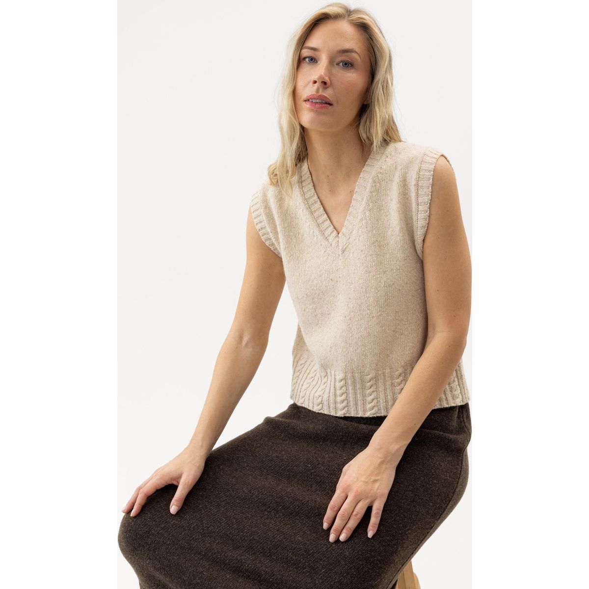 Holebrook Magda Vest sand (710) M A62408-710-M