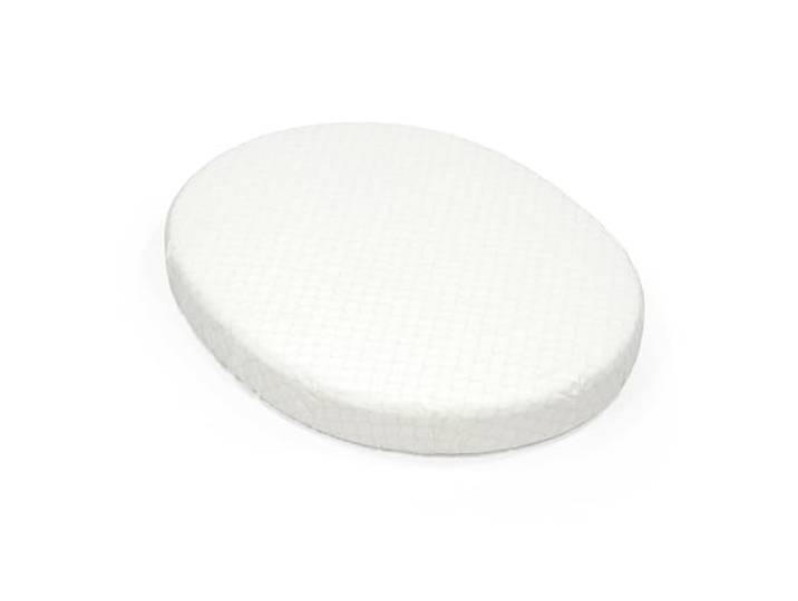 Stokke Sleepi Mini Spannbetttuch, Fans Grey - Weiche Bettwäsche für süße Träume - Passend für die ovale Sleepi Mini Matratze - Sicher, stylisch & waschbar - 100% feiner Baumwollperkal